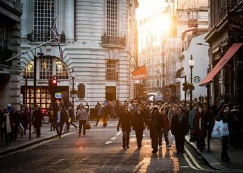 A democratização dos investimentos para gerações mais jovens, digitais e de social media